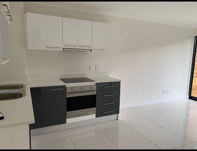 2 BEDROOM APARTMENT RENTED IN ZONNEBLOEM